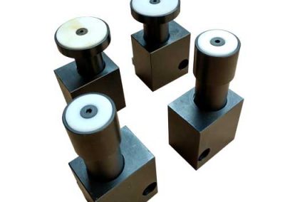 Sheet clamping cylinders